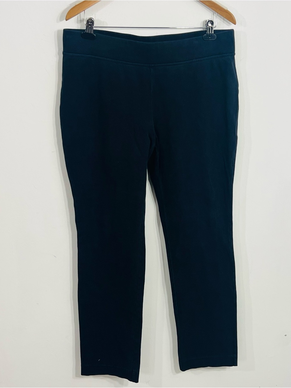 Lands' End Women’s Black Pull-On Straight Leg Pants Flat Front Cotton/Spandex
